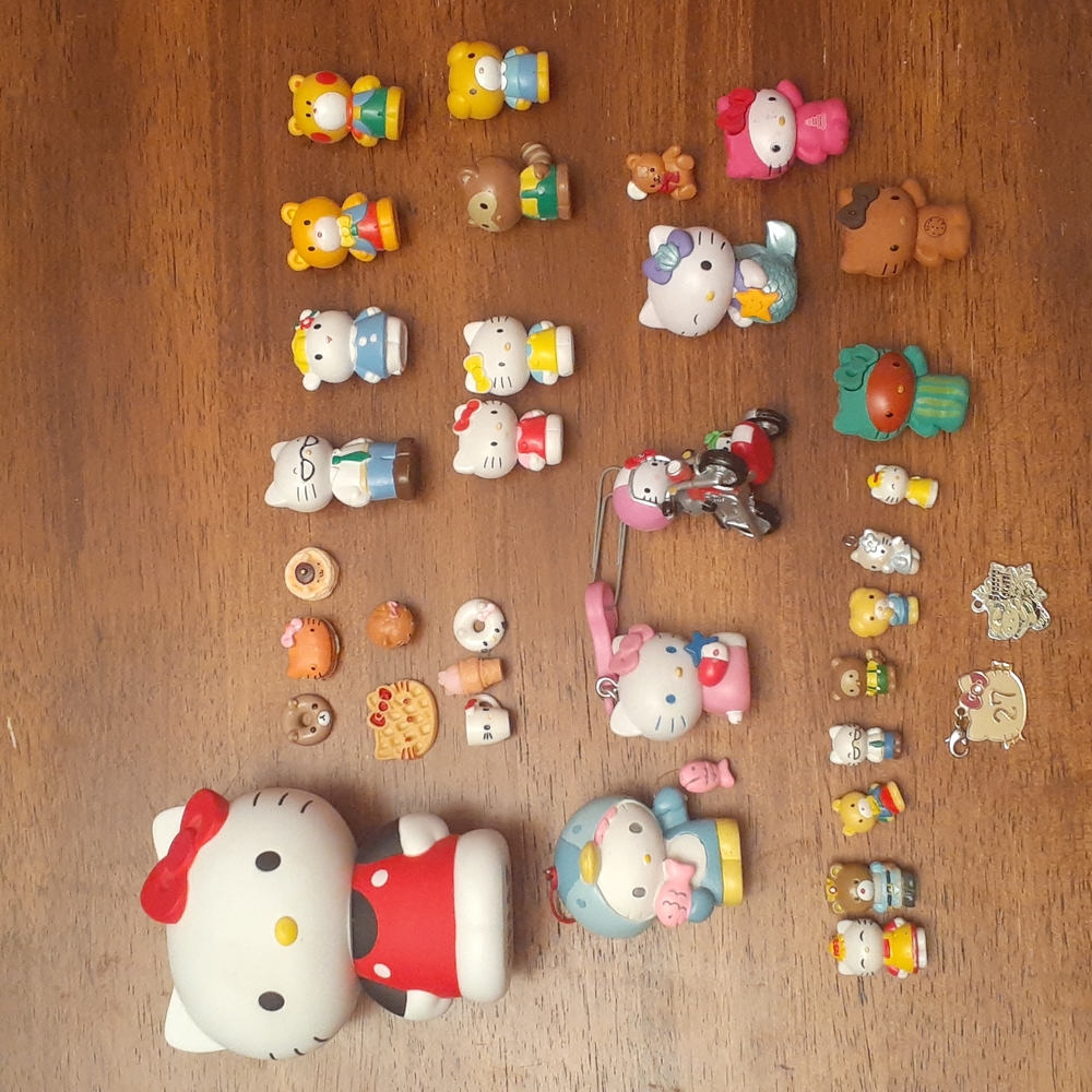 Hello Kitty Toys Lot